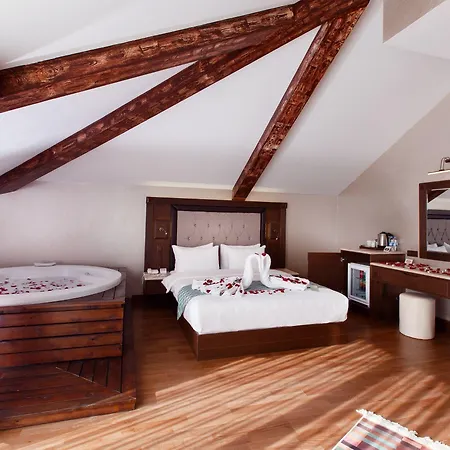 Sera & Aparts 4* Trabzon