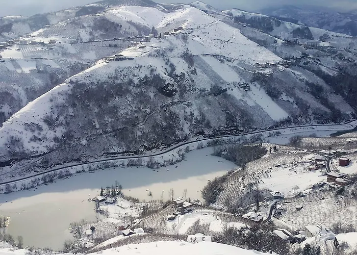 وسبا وشقق فندقية سيرا ليك 4*