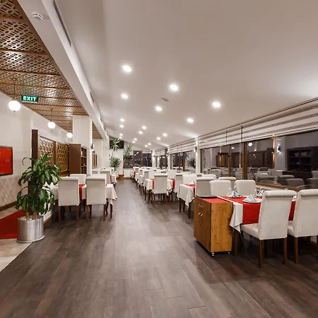 Hotel Sera & Aparts