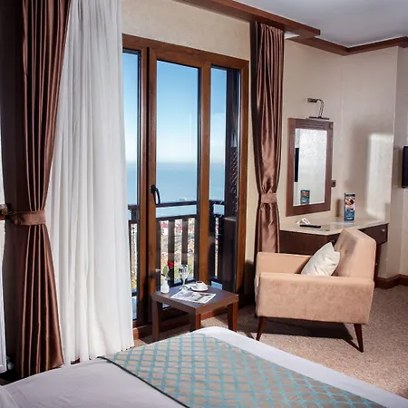 Sera & Aparts Hotel