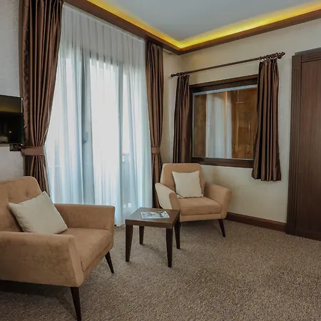 Hotel Sera & Aparts 4*