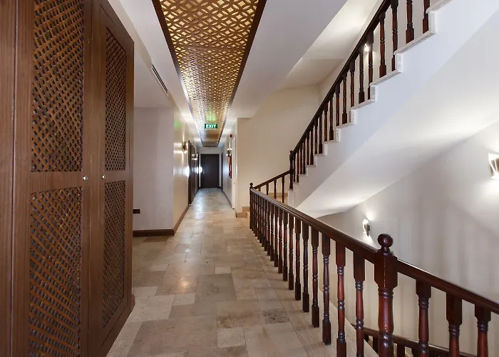 塞拉湖spa度假酒店 4*